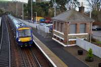 170 478 slows for a stop at Aberdour. The former signal box is at the early stage of a refurbishment.  29 January.<br><br>[Bill Roberton 29/01/2017]