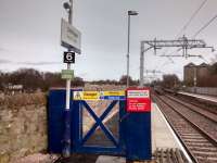 The eastbound platform at Linlithgow has EGIP-ready extensions at both ends. The one at the east end (here) is particularly modest, though, I'm sure quite necessary. There is a far more substantial one on the westbound side, making the platforms of equal length.<br><br>[David Panton 24/02/2017]