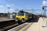 70003 heading a Freightliner from Bristol to London.<br><br>[Peter Todd 15/03/2017]