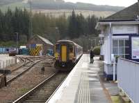 156476, just arrived from Mallaig, waits for the arrival of 156453 from Oban [see image 58995]. The units will be coupled for the remainder of the journey to Glasgow Queen Street.<br><br>[Colin McDonald 12/04/2017]