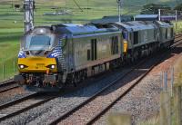 A DRS light engine movement from Motherwell to Kingmoor passes Abington Up Loop on 26 May.  Locos are 68006, 66429 and 68007.<br><br>[Bill Roberton 26/05/2017]