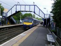 A 320 with a Dalmuir to Cumbernauld service calls at Anniesland on<br>
17/06/2017.<br><br>[David Panton 17/06/2017]