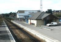 View west over Elgin station in September 2004, looking towards Inverness. <br><br>[John Furnevel 12/09/2004]