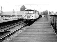 Southbound tanks through Coatbridge Central behind 56104 in August 1981.<br><br>[John Furnevel 24/08/1981]