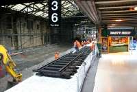 Preparations for the Edinburgh pasty festival perhaps?  No - engineering works on the north side of Waverley - looking east along platforms 1 & 19 on 26 February 2006. <br><br>[John Furnevel 26/02/2006]