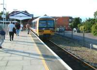 Network SouthEast liveried 165005 at Henley-on-Thames on a late summer afternoon in August 2002 shortly after arrival with a Twyford shuttle service.<br><br>[Ian Dinmore 23/08/2002]