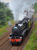 The first SRPS 'The Forth Bridge & Scottish Borders' of August departs Dunfermline Town after a water stop.<br><br>[Bill Roberton 06/08/2017]