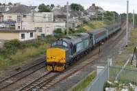 DRS 37425 powers alongside Morecambe Bay at Hest Bank with 2C47, Preston to Barrow, on 25th August 2017.<br><br>[Mark Bartlett 25/08/2017]