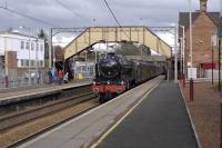 Royal Scot 46115 <I>Scots Guardsman</I> runs through Uddingston station on 9 April 2009 with the 'Great Britain II' railtour.<br><br>[Ian Millar 09/04/2009]