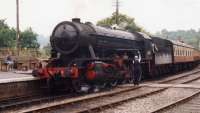 WD 2-10-0 No.600 <I>Gordon</I> exchanging tokens at Highley on 2nd July 1998,  bound for Bridgnorth.<br>
<br><br>[Colin Miller 02/07/1998]