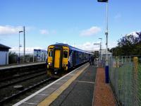 156511, on a Glasgow to Carlisle service, calls at Sanquhar on a fine 19 September 2017.<br>
<br>
<br><br>[David Panton 19/09/2017]