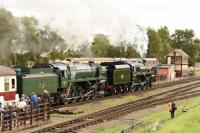 Newly restored BR Standard 5MT 4-6-0 73156 had a difficult start to the GCR 2017 Autumn Gala. During Thursday, it had an altercation with the buffers at Leicester North station. The Driver's brake valve proved faulty but was serviced and it later did see service double heading with 9F 2-10-0 92214, but running as 73084 'TINTAGEL' for the weekend.<br>
<br><br>[Peter Todd 06/10/2017]