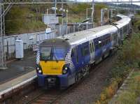 334033/009 at Craigendoran with a service to Helensburgh Central on 21 October.  Looking east.<br><br>[Bill Roberton 21/10/2017]