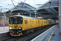 The unique Network Rail DMU 950001 arrives at Preston on 04 November 2017 whilst working from Derby to Carlisle. The unit is used for track recording.<br><br>[John McIntyre 04/11/2017]