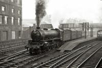 Class B1 61400 departing Aberdeen with the 1545 Aberdeen to Elgin in February 1961.<br><br>[David Murray-Smith 15/02/1961]