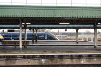 New GWR set 800-004, seen on driver training duties at Bristol Temple Meads on 14th December 2017.<br>
<br>
<br><br>[Peter Todd 14/12/2017]