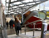 Going down! Entering Waverley station from Princes Street on 8 February 2018. The 'down' escalator was out of action on this occasion. Still a great improvement on days gone by... [see image 6957].<br><br>[John Furnevel 08/02/2018]