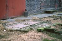 Wagon turntable adjacent to South Leith goods yard, in 1989.  The bollard would appear to be part of the mechanism.<br><br>[Bill Roberton //1989]