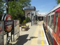 <h4><a href='/locations/C/Chesham'>Chesham</a></h4><p><small><a href='/companies/M/Metropolitan_Railway'>Metropolitan Railway</a></small></p><p>A look along the platform from an LUL S8 train at Chesham station on 27th May 2013. 7/21</p><p>27/05/2013<br><small><a href='/contributors/David_Bosher'>David Bosher</a></small></p>