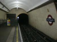 <h4><a href='/locations/S/Southgate'>Southgate</a></h4><p><small><a href='/companies/P/Piccadilly_Extension_London_Electric_Railways'>Piccadilly Extension (London Electric Railways)</a></small></p><p>The platform for Piccadilly Line trains to Heathrow and Uxbridge at Southgate station, north London, opened in 1933, looking north, on 16th November 2012. This is the only deep-level 'tube' station on the London Underground where it is possible to see light at the end of the tunnel but only from this platform, not that to Cockfosters which is on a slight curve.  7/138</p><p>16/11/2012<br><small><a href='/contributors/David_Bosher'>David Bosher</a></small></p>