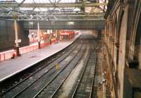 Edinburgh Waverley, north (Balmoral) side before electrification.<br><br>[Ewan Crawford //1987]