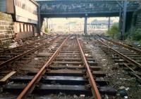 The throat of Bridgeton Central station looking towards the platforms in 1987. Signalbox to the left. [Access by kind permission of British Rail] [See image 7472]<br><br>[Ewan Crawford //1987]