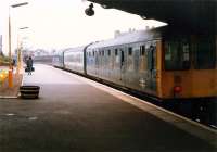 Hybrid DMU northbound from Larbert.<br><br>[Ewan Crawford //1988]