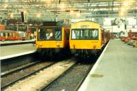 DMUs in Glasgow Central.<br><br>[Ewan Crawford 26/11/1988]