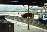 Looking across to the Inverness platforms over the Dundee platforms.<br><br>[Ewan Crawford //1988]