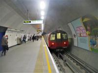 <h4><a href='/locations/B/Bank_C_and_SLR'>Bank [C and SLR]</a></h4><p><small><a href='/companies/C/City_and_South_London_Railway'>City and South London Railway</a></small></p><p>LU 1995 stock on a Northern Line service to Morden heading away from the camera as it departs from the wide new southbound platform at Bank on the first day of operation, 16th May 2022.  The Northern Line between Moorgate and Kennington was temporarily closed in January 2022  to allow the upgrading works to proceed and reopened on schedule. Trains through this and London Bridge stations are on a right-hand running section and the northbound platform has not been widened but a new lengthy pedestrian foot tunnel (where a travellator might have been built) occupies the former southbound platform site with the new southbound platform and running tunnel built to the west of that. 83/87</p><p>16/05/2022<br><small><a href='/contributors/David_Bosher'>David Bosher</a></small></p>