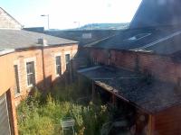 A very obscure location. The Dundee platforms are to the left and Inverness to the right. This is the enclosed space between the platforms looking to the junction.<br><br>[Ewan Crawford 13/07/2003]