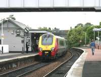 Virgin Trains 0640 Dundee - Birmingham New Street calls at Inverkeithing on 19 June 2006.<br><br>[John Furnevel 19/06/2006]