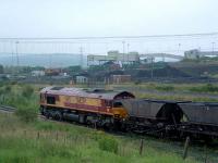 Arriving with empties at the Onllwyn washery.<br><br>[Ewan Crawford 06/07/2006]