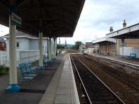 Gobowen looking north. Some canopies may have gone and the footbridge but this is still a fine station.<br><br>[Ewan Crawford 10/07/2006]