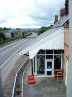 Welshpool, twinned with Dunkeld, except in this case the station has been separated from the platforms by a main road rather than just the station from the town by a main road. View south.<br><br>[Ewan Crawford 10/07/2006]